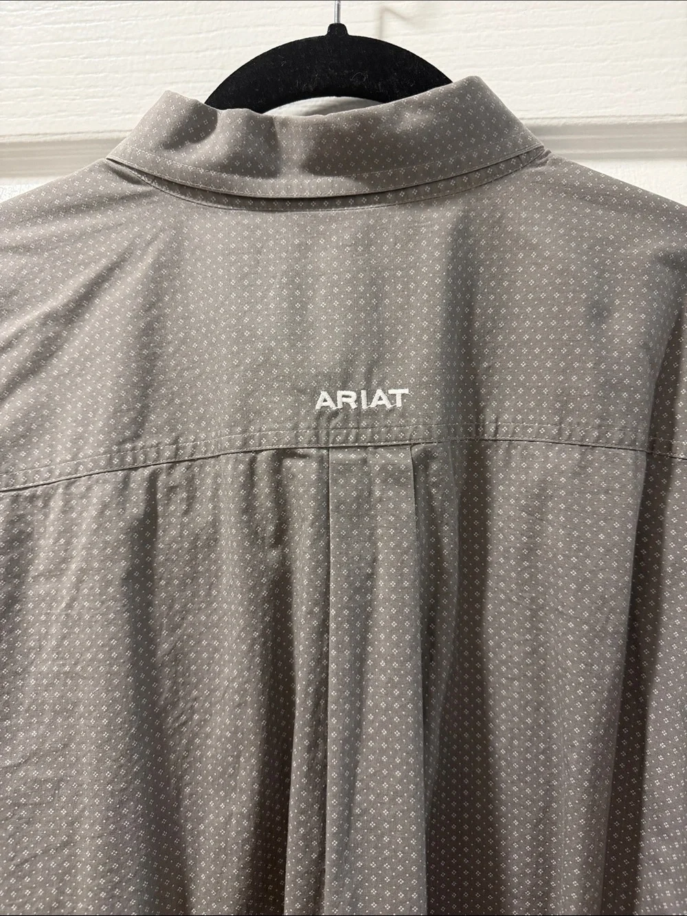 Ariat Men’s Gray Button-Down Shirt with Micro Dot Print XL